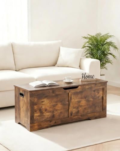 timberer 39.4" storage chest with 2 safety hinges, front angle view