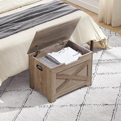 gaomon 23.6" storage chest, storage bench with safety, front angle view