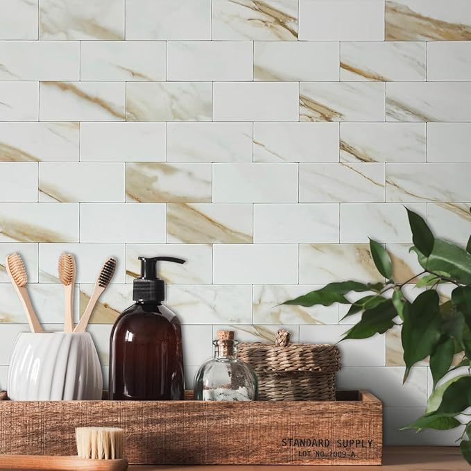 AULIGET 100-Piece Calacatta Gold Marble Look Peel and Stick Backsplash Wall - Image 8