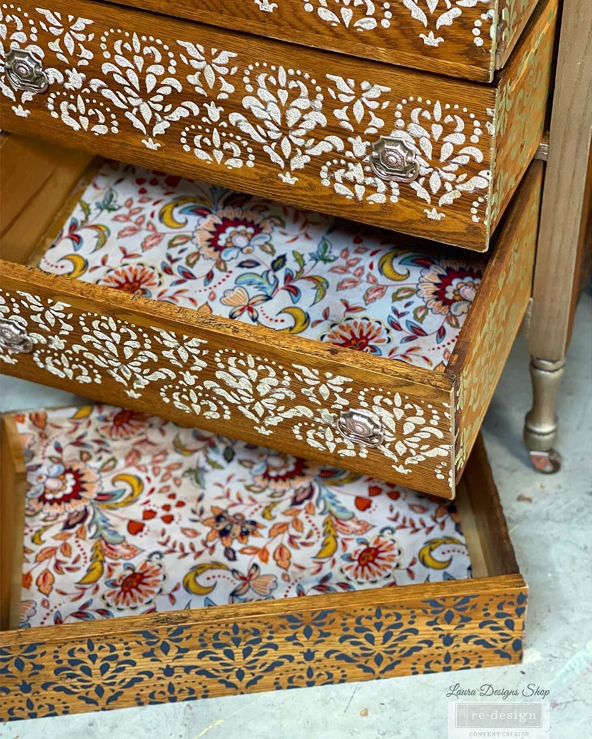 Prima Marketing Inc. REDESIGN CHALK PASTE, Iron Gate