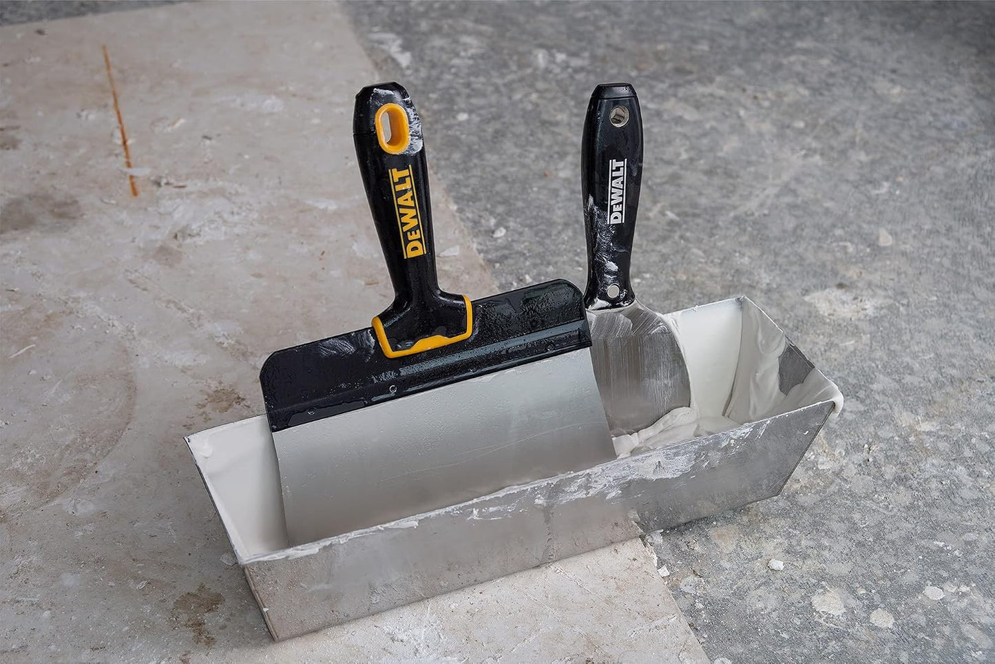 DEWALT 16" Big Back Taping Knife | Stainless Steel w/Soft Grip Handle | DXTT-2-198