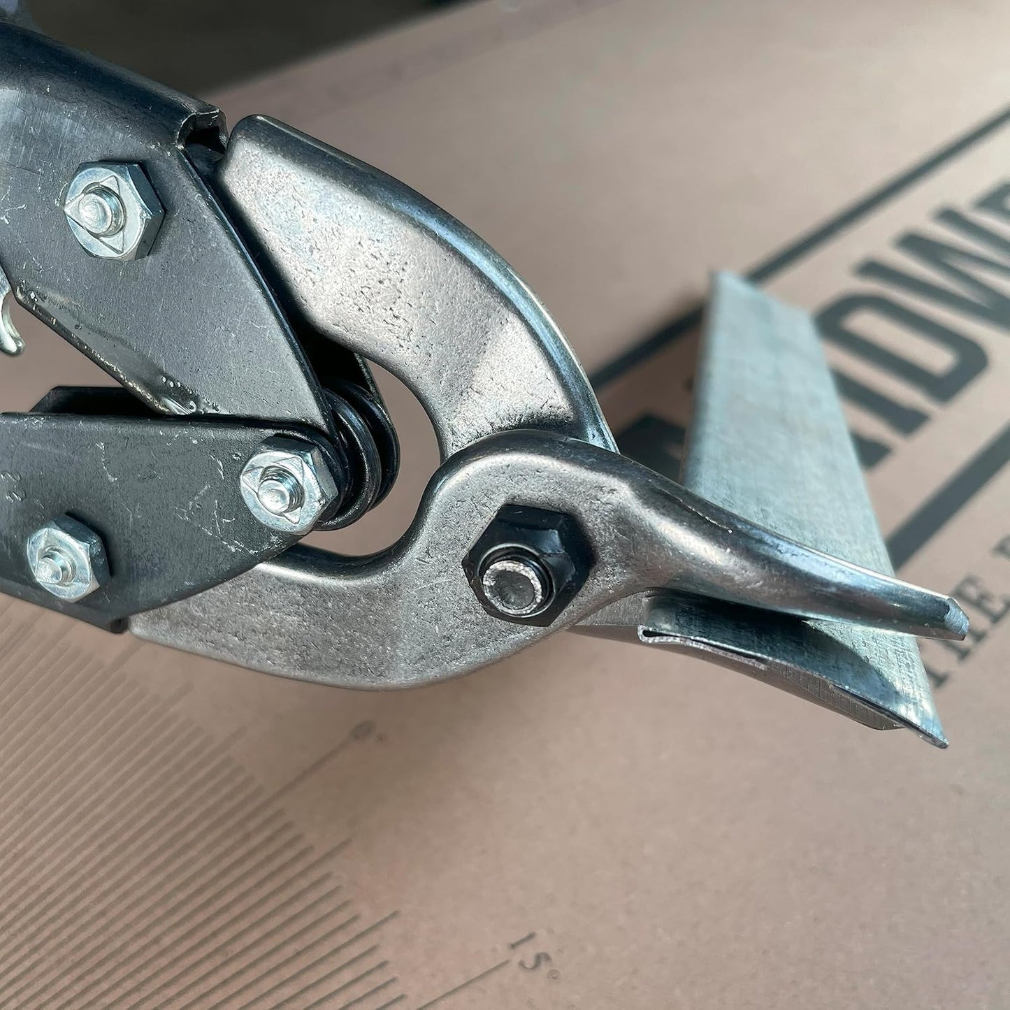 MIDWEST Bulldog Aviation Tin Snip - Straight Cut Regular Tinner Shears, Made in the USA - MWT-6716B | Made in USA, Straight Cut Bulldog Aviation Snips, Glidetech Forged Blades, Pinch-Thru-Point Cuts, Kush'N-Power Grips