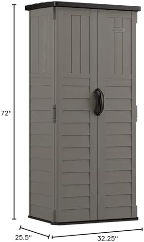 suncast 22 cu ft, vertical storage shed, pad-lockable, close-up detail