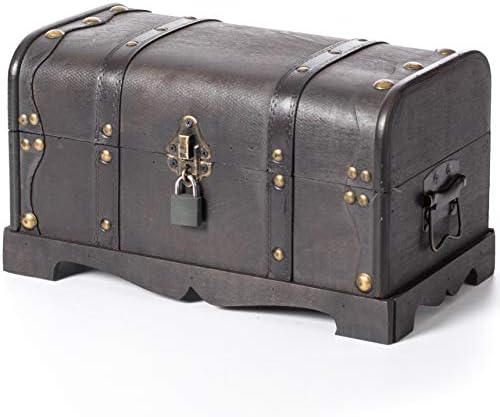 vintiquewise small pirate style wooden treasure chest (chest, close-up detail