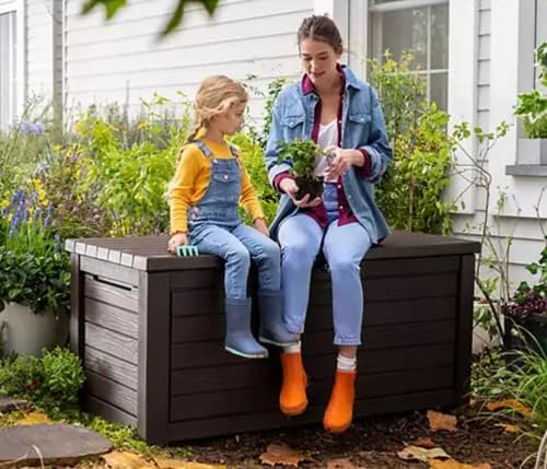 keter 165-gallon resin outdoor deck box, close-up detail
