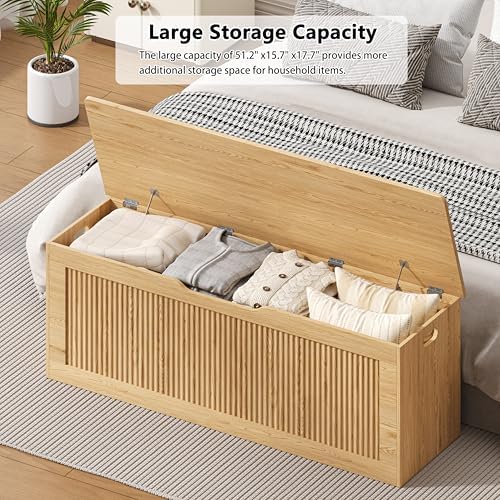 akxomel 51.2" fluted storage chest wooden storage trunk, close-up detail