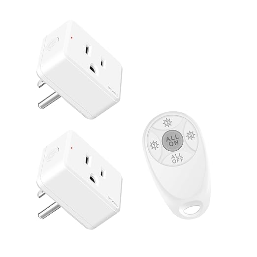 Greencycle Remote Control Outlet, Wireless Light Switch and 2 Outlet Plugs by greencycle