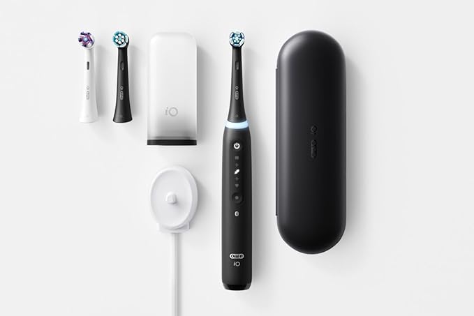 Oral-B iO Deep Clean + Whiten Rechargeable Electric Toothbrush - Image 10