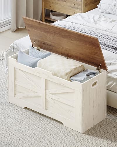 hzuaneri 39" farmhouse storage chest | 50 gal shown in use