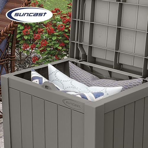 suncast 22 gallon indoor or outdoor backyard patio showing dimensions