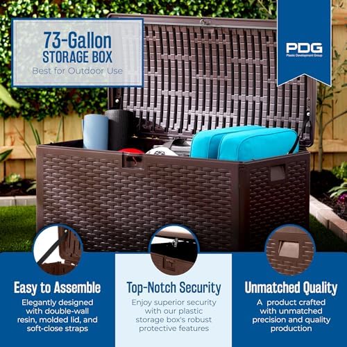 plastic development group outdoor deck box, standard close, close-up detail