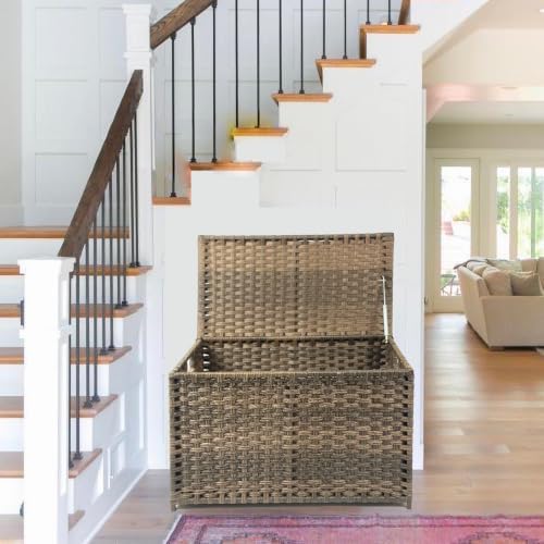 wicker storage trunk, large storage basket with lid, side view