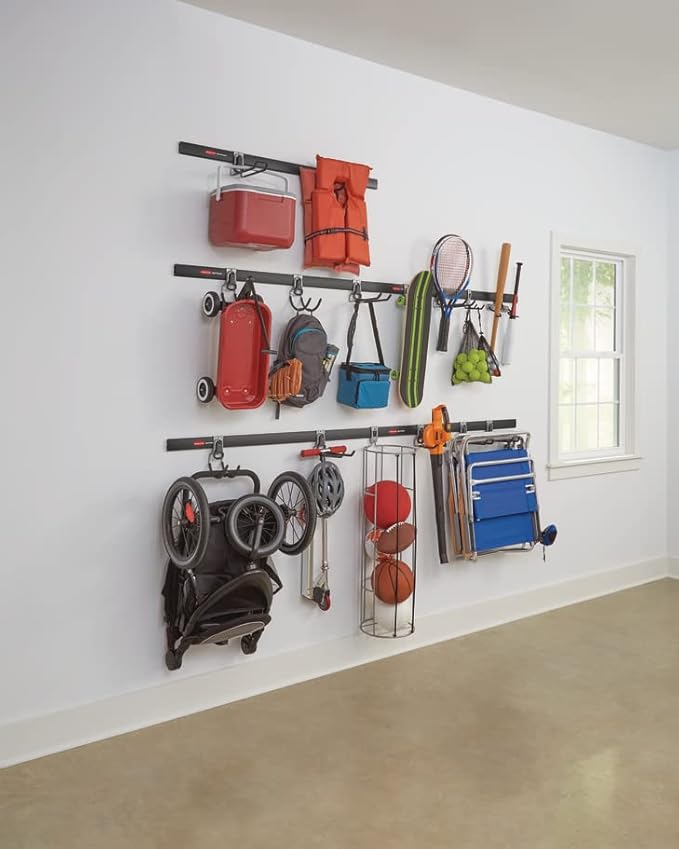 Rubbermaid 20-Piece FastTrack Garage Wall-Mounted Storage Kit 5 Rails and 15 - Image 9
