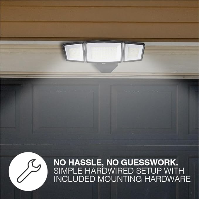 Sylvania 13W Dusk to Dawn Security LED Light, 2000 LMS, Wet Rated, Daylight - Image 9