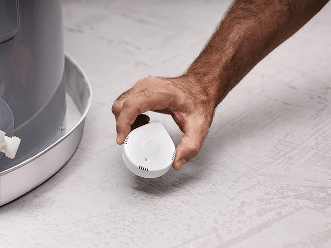 Flo by Moen Smart Water Detector - Image 5