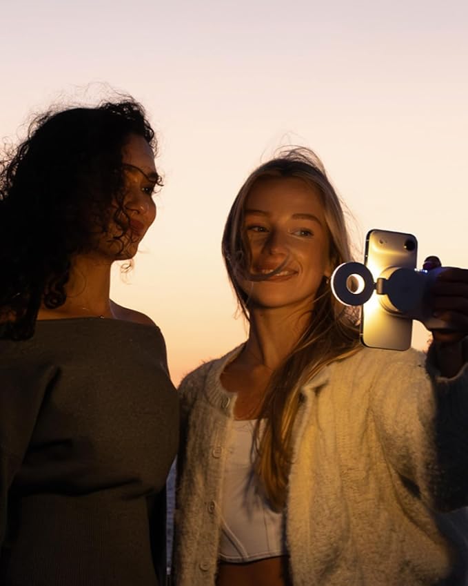KraftGeek Magnetic Selfie Light - Image 8