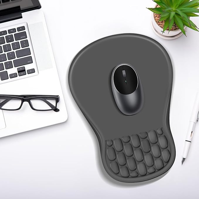 YIWEI Ergonomic Mouse Pad with Wrist Rest - Image 7