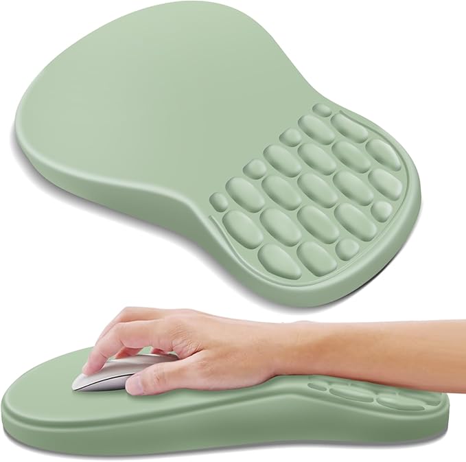 YIWEI Ergonomic Mouse Pad with Wrist Rest by Unknown