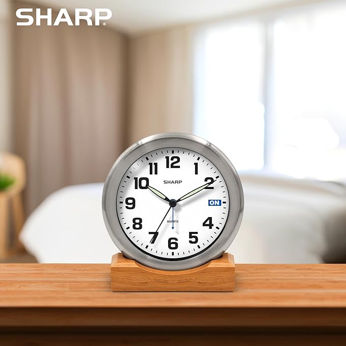 Sharp Silent Sweep Quartz Analog Desk Clock - Image 4