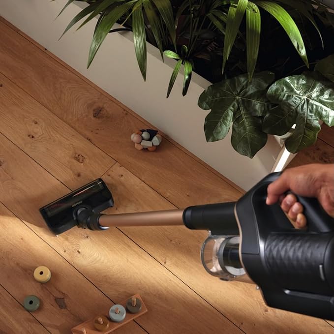 Miele Duoflex Total Care Vacuum Cleaner, Cordless and Bagless Multi-Use - Image 17
