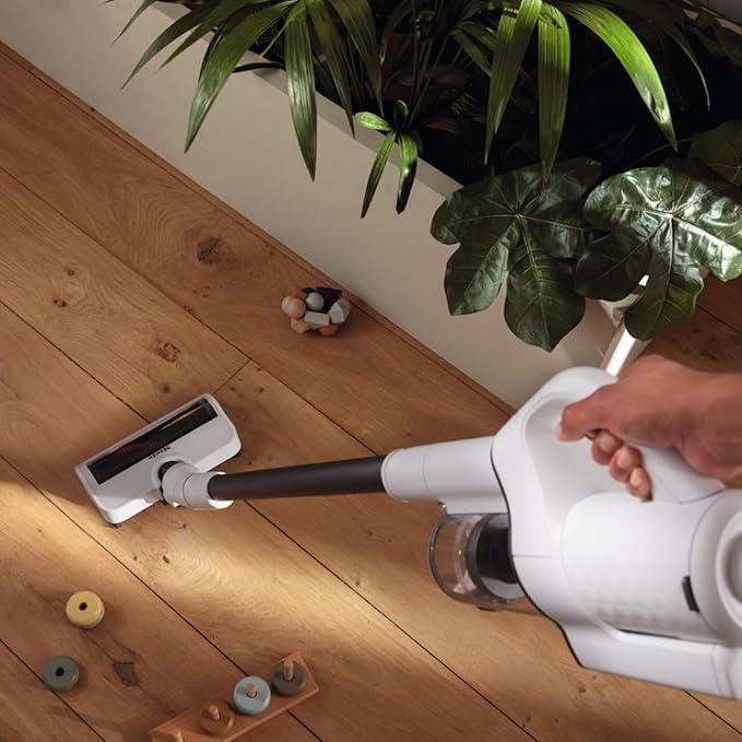 Miele Duoflex Extra Vacuum Cleaner, Cordless and Bagless Multi-Use, in - Image 13