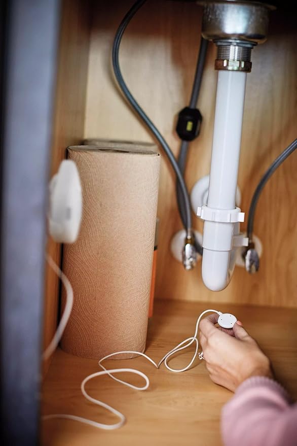 Moen White Flo Smart Water Leak Detector, Water Sensor Alarm - Image 9