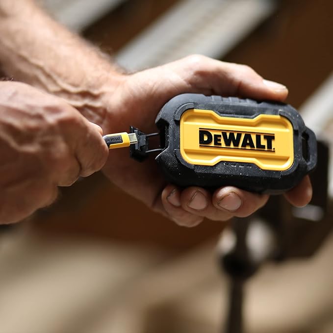 DEWALT Heavy Duty Portable Charger, Power Bank, Travel Worksite 10, 000 mAh - Image 8