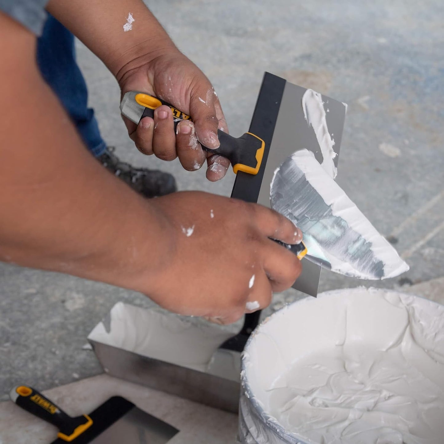 DEWALT 14" Taping Knife | Stainless Steel w/Soft Grip Handle | DXTT-2-138