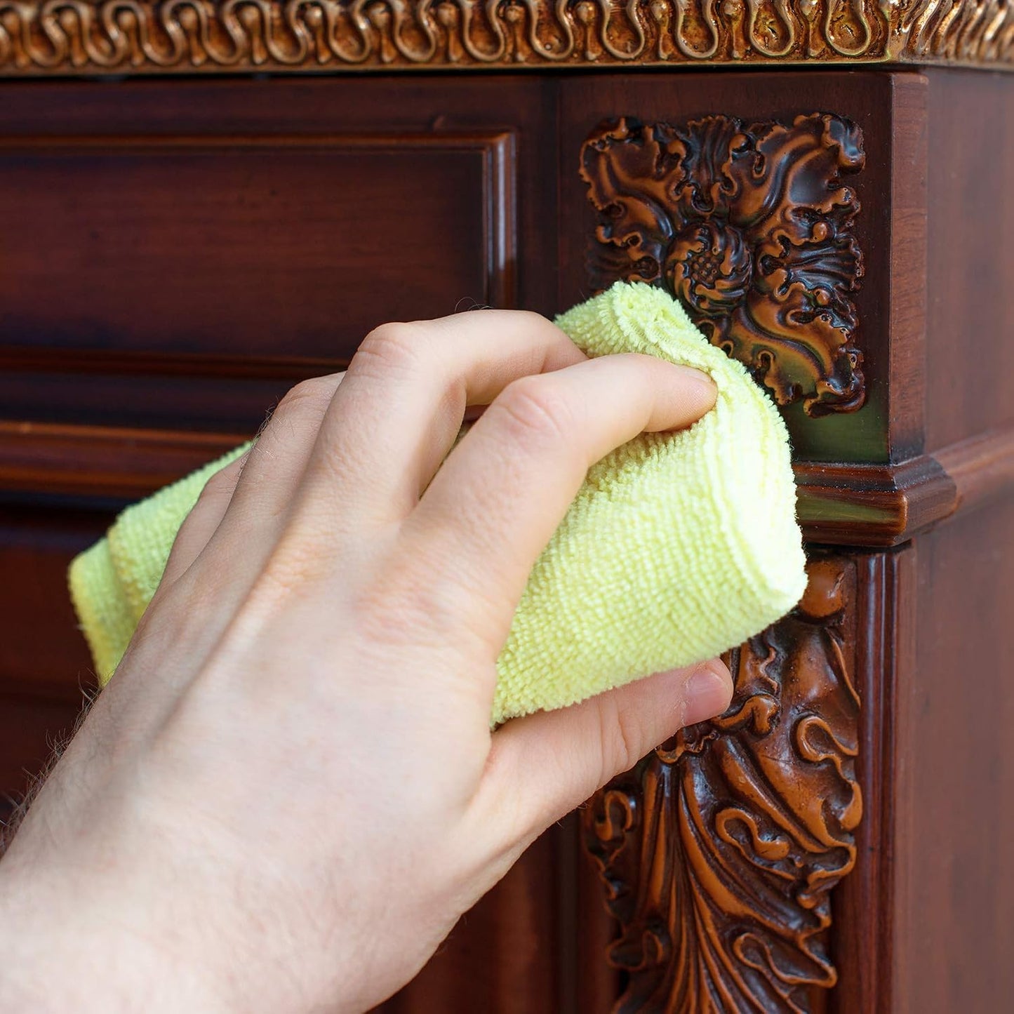 Natchez Solution Complete Furniture Care: All Natural Wood Cleaner and Polish- Replenishes and Restores Wooden Furniture (8 oz)