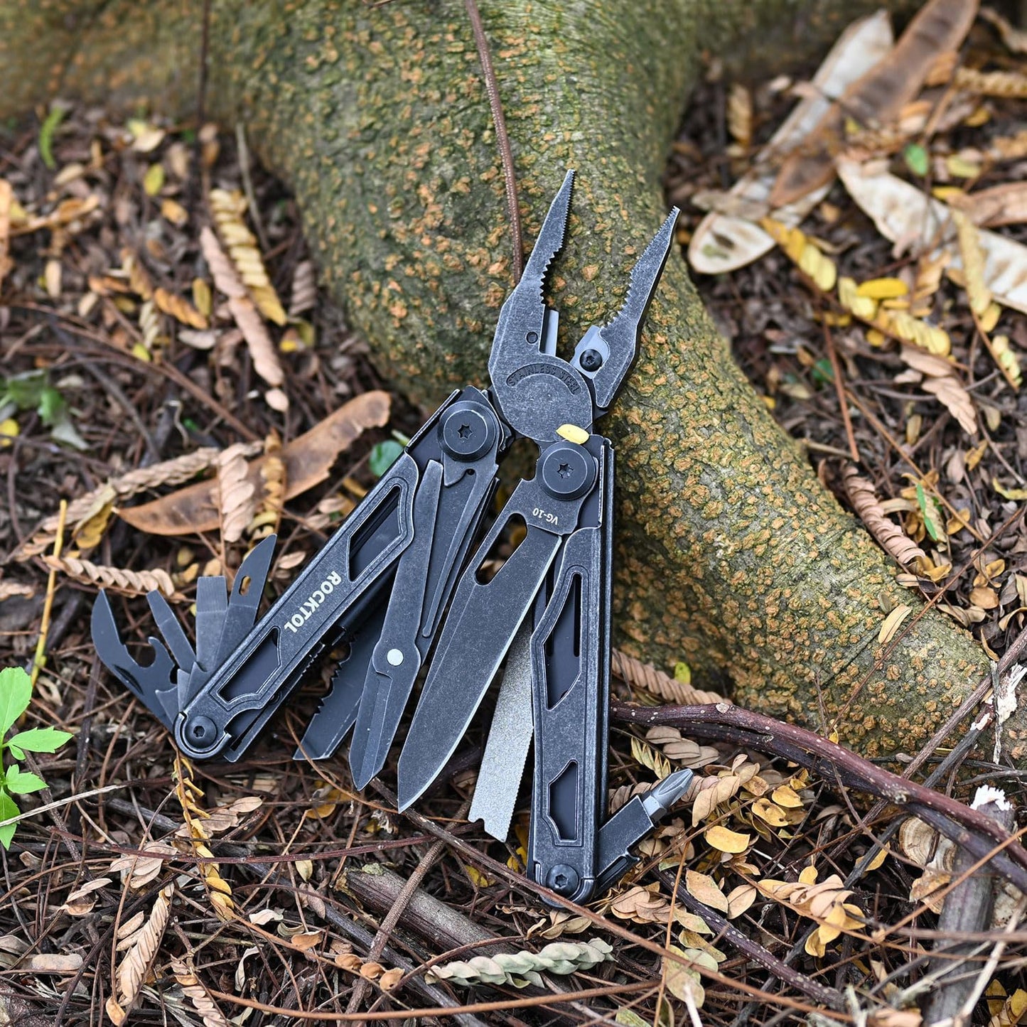 Multitool, VG-10 Blade, 29-in-1 Multitool Pliers with Replaceable Wire Cutters and Saw, Heavy-duty Stainless Steel Multi-tool Set and Nylon Sheath for Camping Survival multi tool for Man
