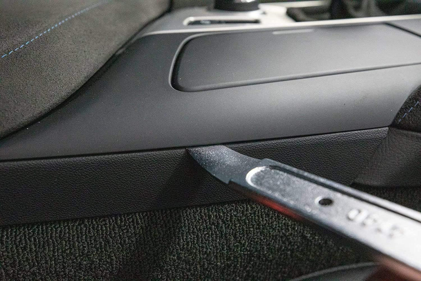 Sheet Metal Skin Wedge Pry Bar Tool Door Panel and Trim Removal Tool (3 Pack)