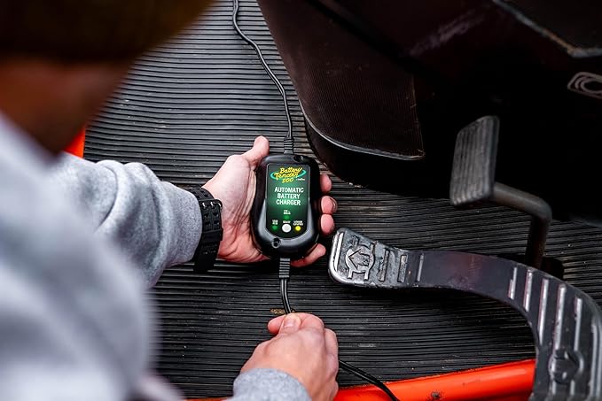 Battery Tender 800 is a SuperSmart Battery Charger that will Constantly Monitor - Image 5