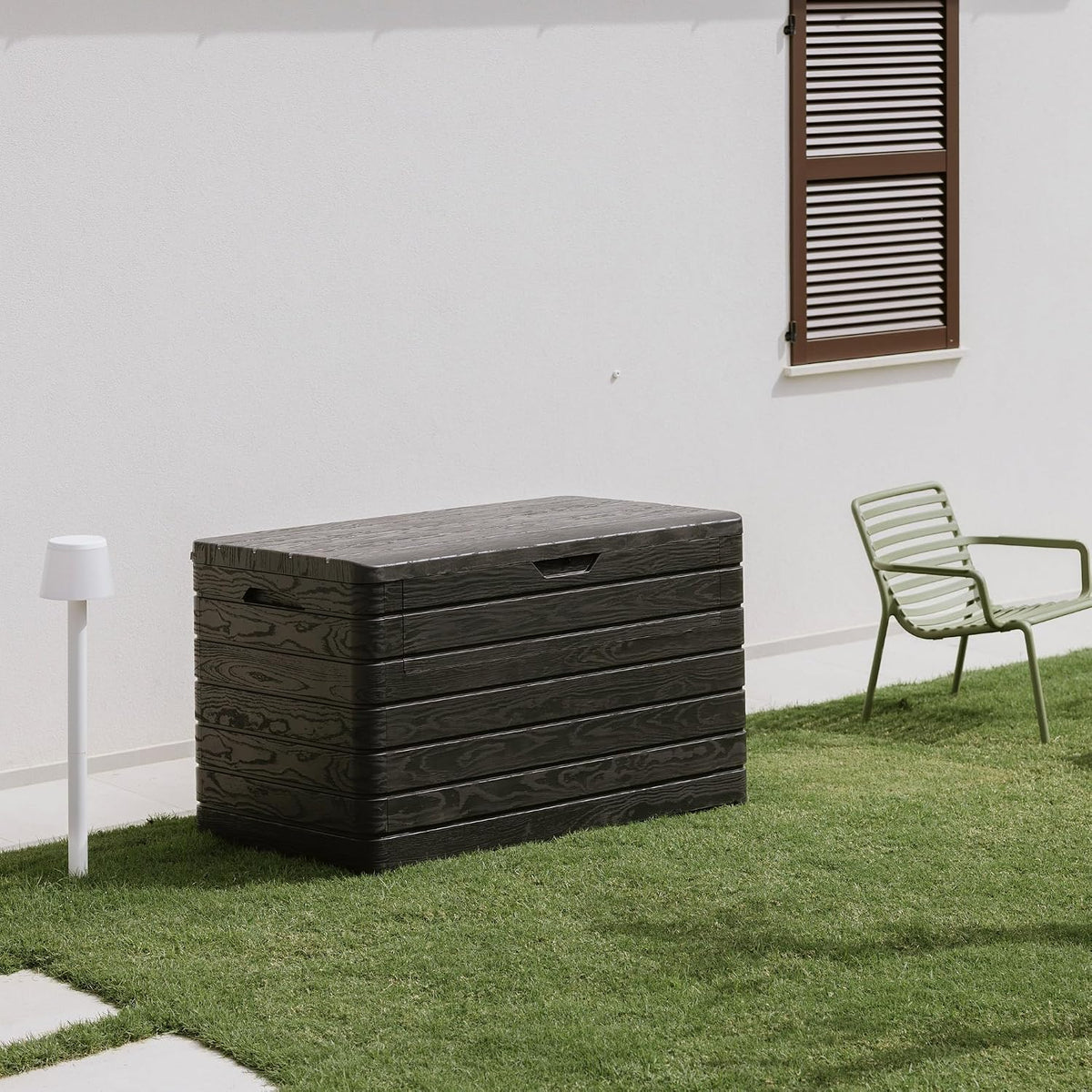 toomax dolomiti outdoor storage box, 970 litres, black, package contents