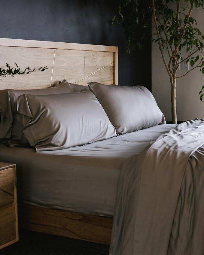 Cozy Earth Luxury Bed Sheet Set - Image 2