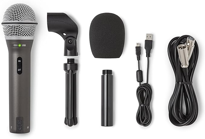 SAMSON Technologies Q2U USB/XLR Dynamic Microphone Recording and Podcasting Pack by Samson