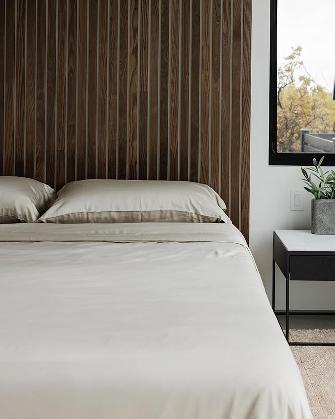 Cozy Earth Luxury Bed Sheet Set - Image 2