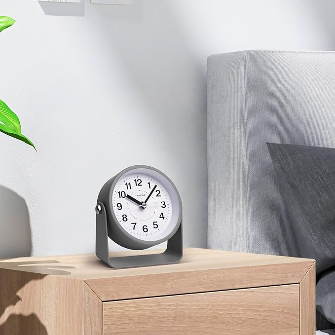 Analog Alarm Clock, Silent Non-Ticking Quartz Movement, Battery-Operated - Image 7