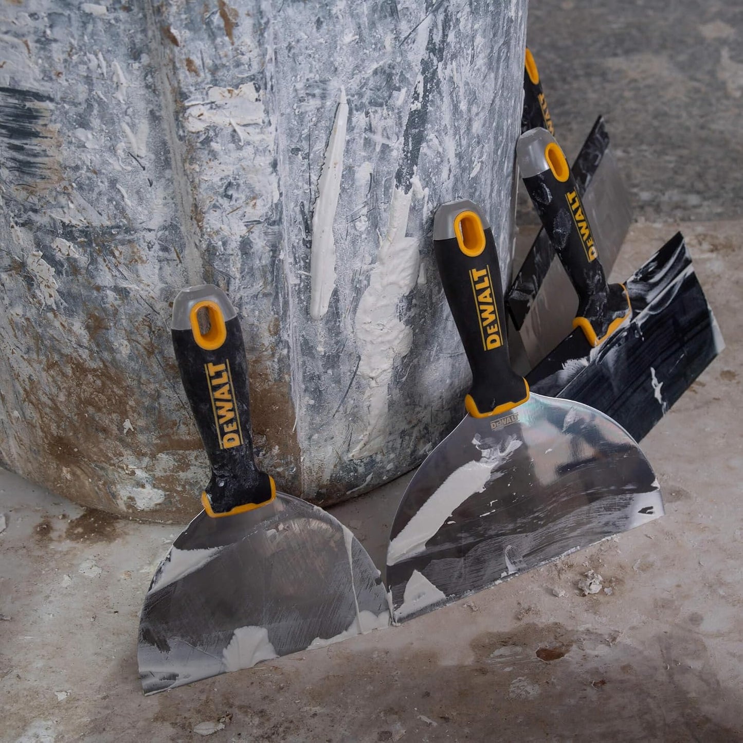 DEWALT 2" Putty Knife | Stainless Steel w/Soft Grip Handle | DXTT-2-148