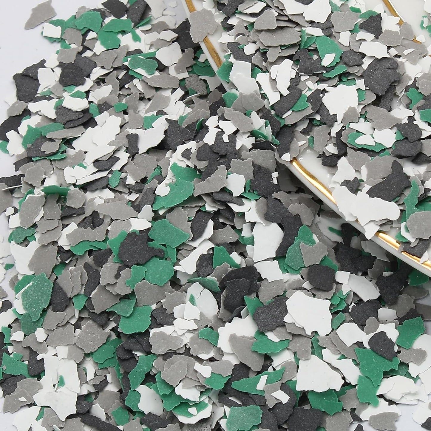 Biaungdo 360G Epoxy Floor Decorative Chips 3-5mm Green Black Gray White | Natural Rock Material, 4 Color Blend Mix, Easy Sprinkle And Coat, For Garage Basement Workshop Floor, Covers Dirt And Traces